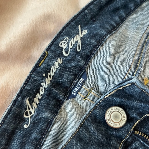 American Eagle - Picture 2 of 4